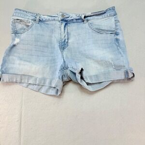 Time and Tru Denim Shorts Mid-Rise Cuffed Hem Distressed‎ Light Wash Size 16